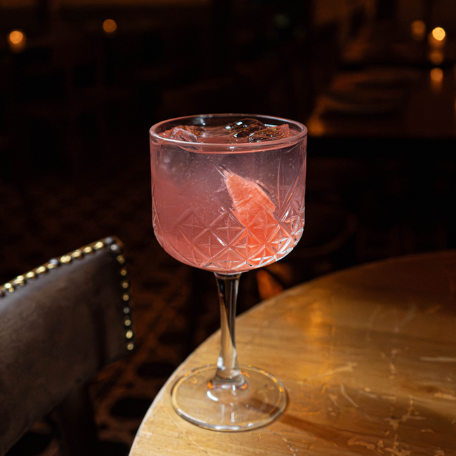 Gin Gin Plaza Satélite 28