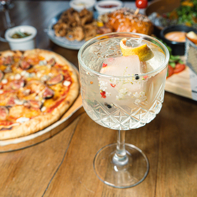 Gin Gin Plaza Satélite 47