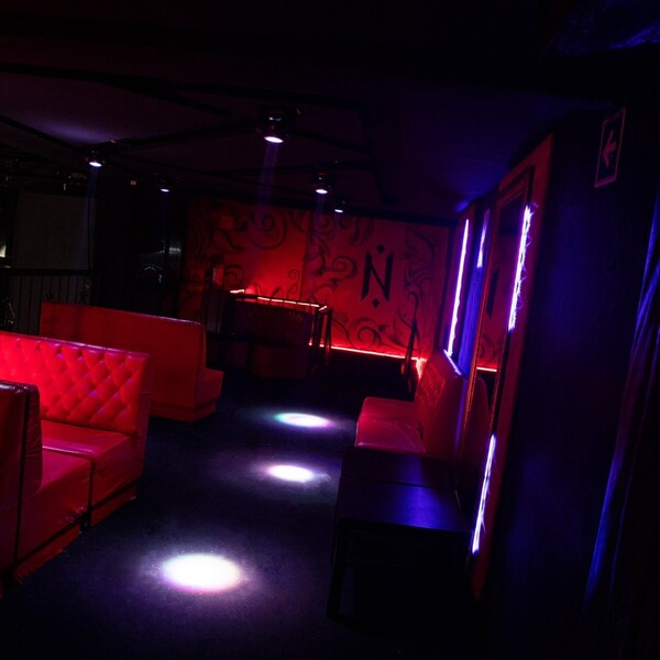 Nisha Club Roma 13