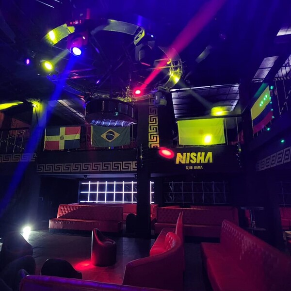 Nisha Club Roma 12