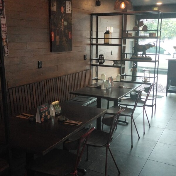 Restaurante Urban Sushi Wok Ramen Universidad 5