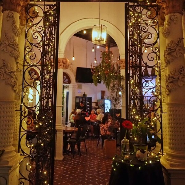 Restaurante Plural Tepatitlán  5