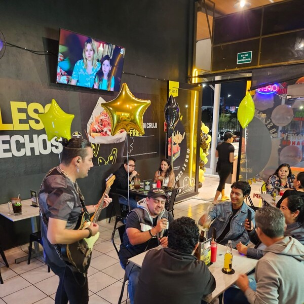 Restaurante Busher Cocdrils Plaza Roma 9