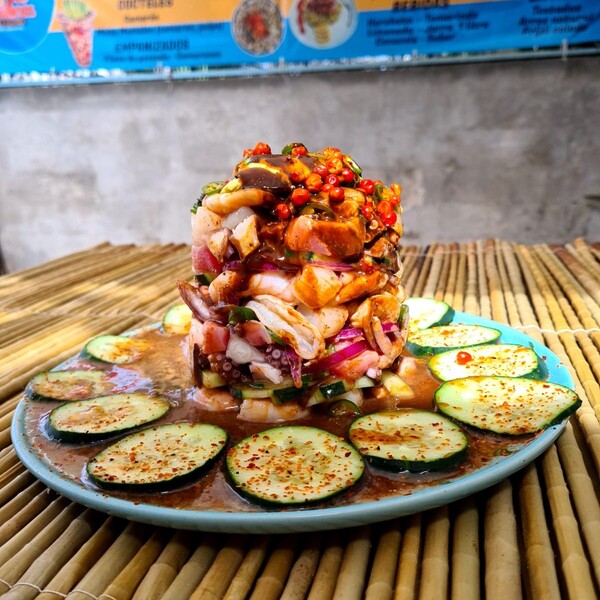 Restaurante Los Mamalones Caucel 11