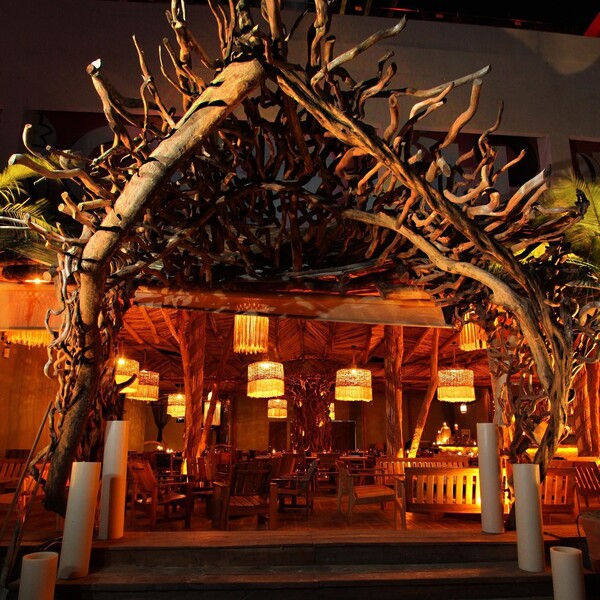 Tribu Restaurant & Beach Club Cancún 11