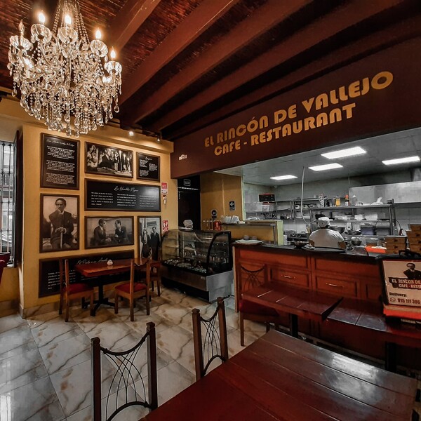 El Rincón de Vallejo Jirón Orbegoso 303 5