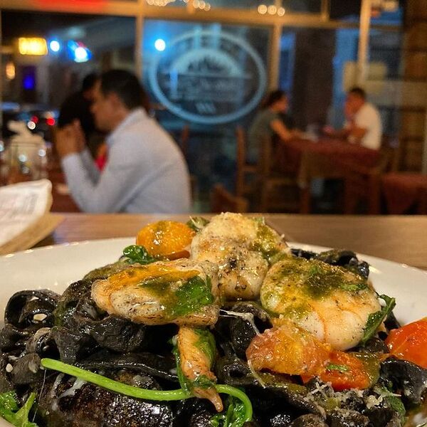 Restaurant Italia al Forno Bosques del Lago 6