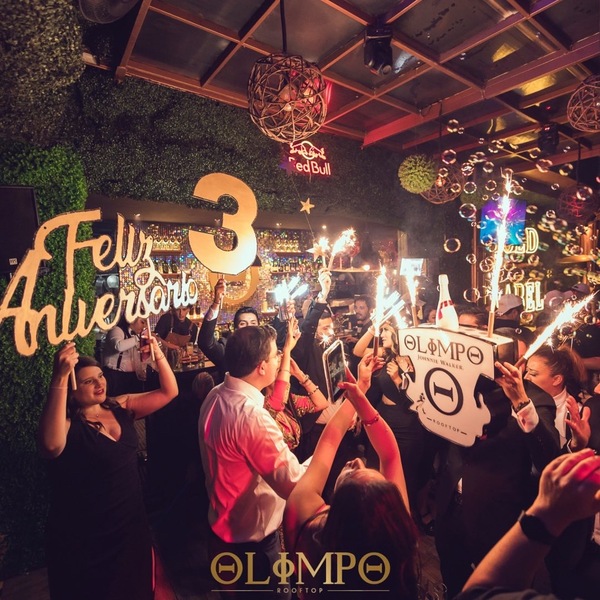 Olimpo Rooftop Nápoles 17
