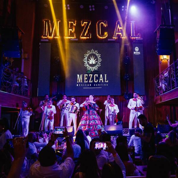 Mezcal Mexican Cantina Bogotá 11