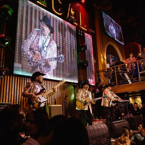 Mezcal Mexican Cantina Bogotá 8