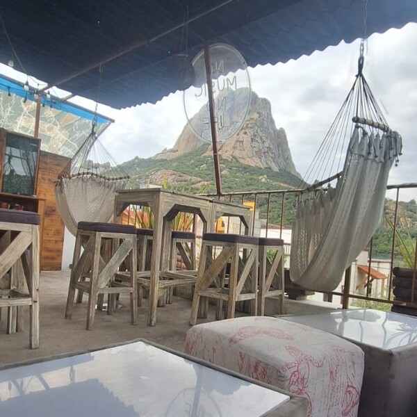 Restaurante La Bartola Peña de Bernal 10