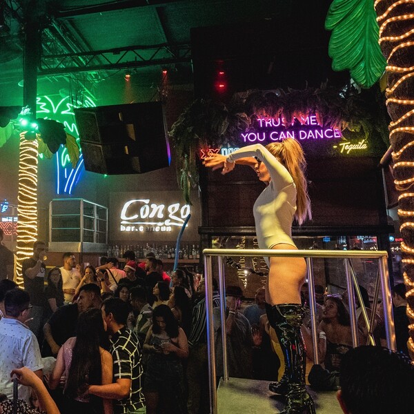 Congo Bar Cancún 8