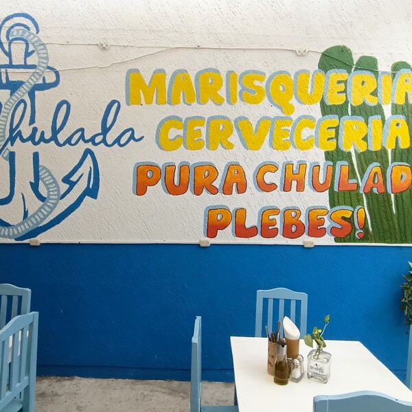 "La Chulada" Marisqueria & Cerveceria Cancún 9