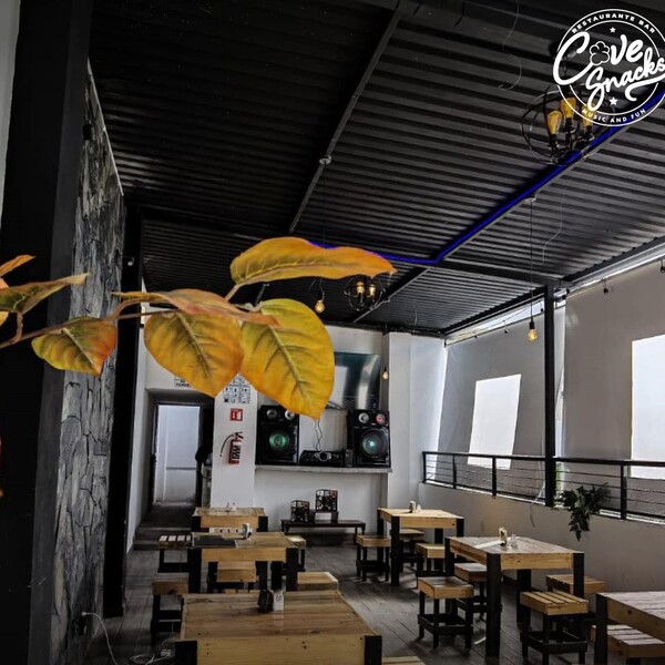 Restaurante Cove Snacks Cuanalan 7