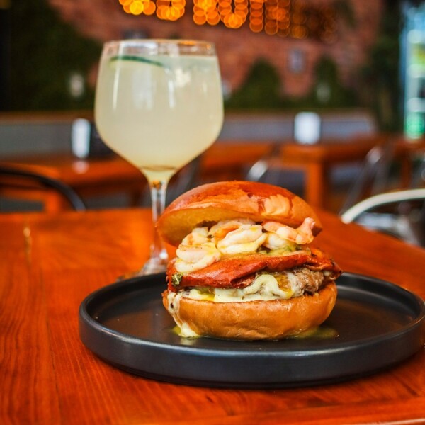 Restaurante Benjie's Revolución  22