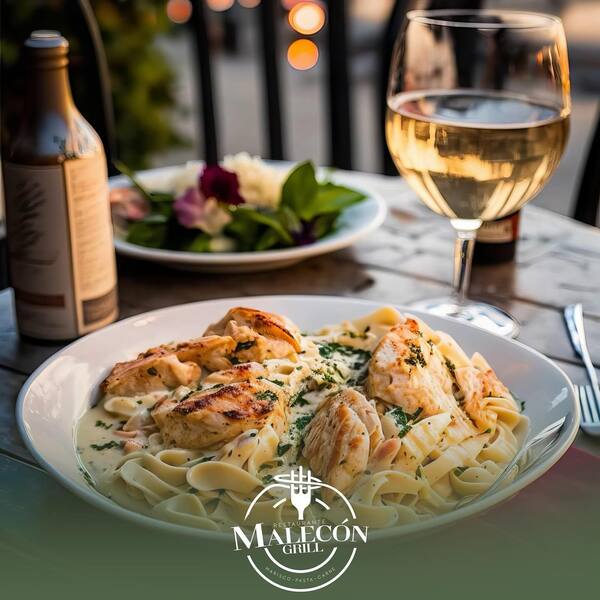 Restaurante Malecón Grill Teapa 13