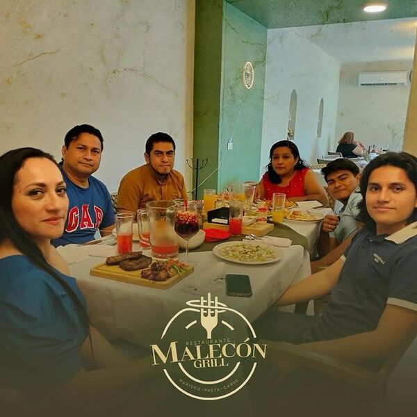 Restaurante Malecón Grill Teapa 14