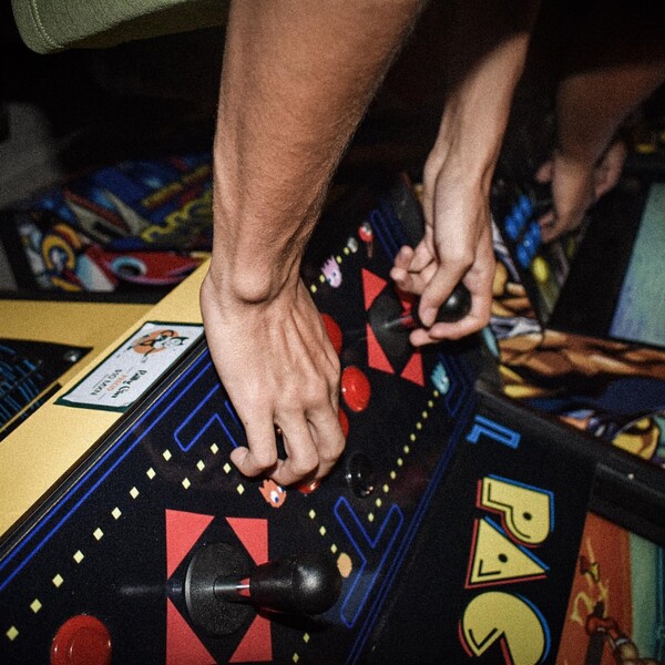 Billy Gin Bowling Alley Cancún 23