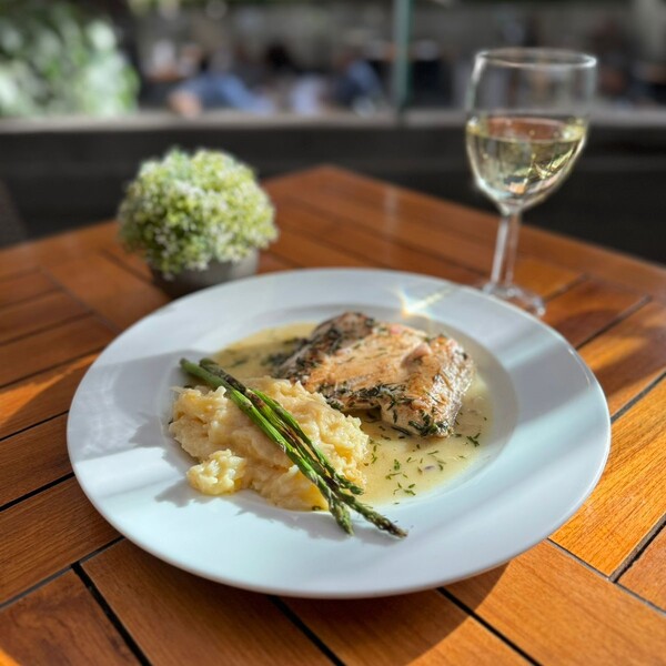 Restaurante La Strada Las Águilas 10