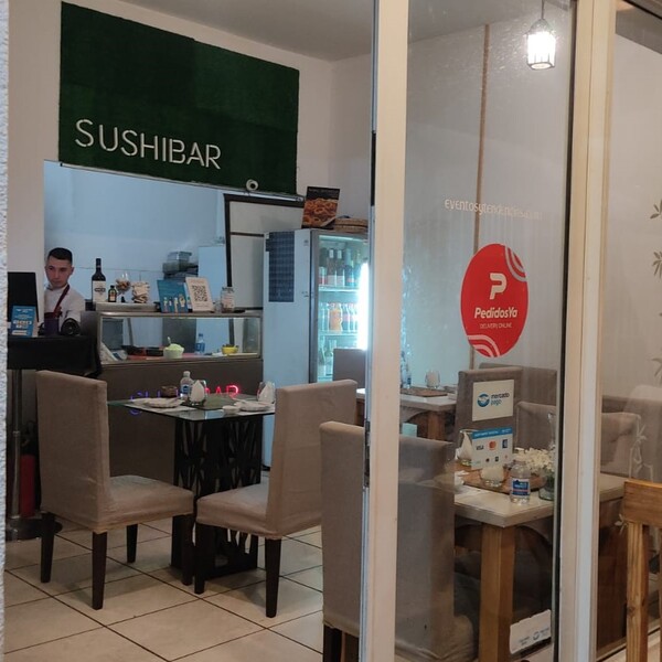 Restaurante SushiBar Mendoza 13