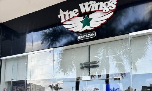 Restaurante The Wings Huayacan