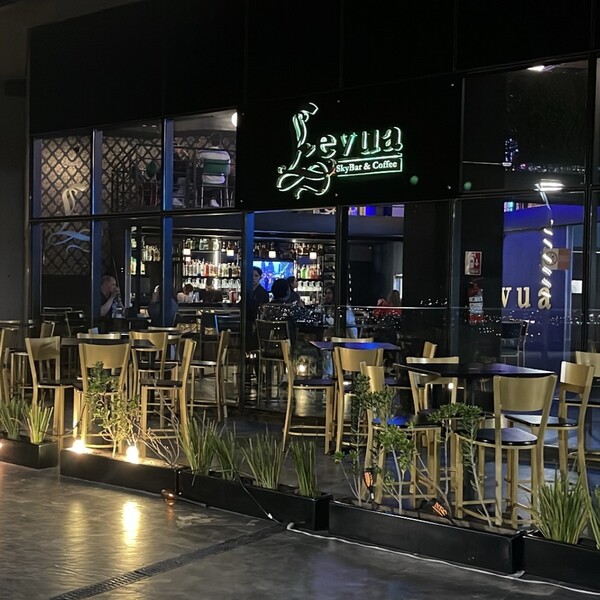 Levua Sky Bar Chihuahua 10