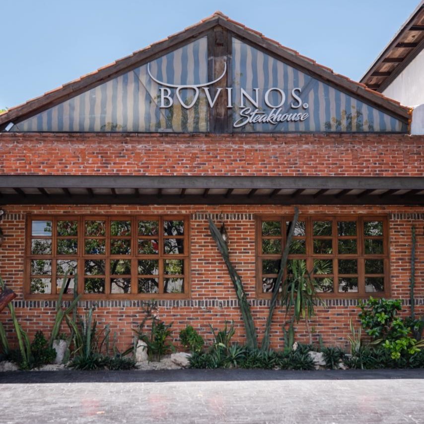 Bovinos Steakhouse & Seafood Cancún - foto 3