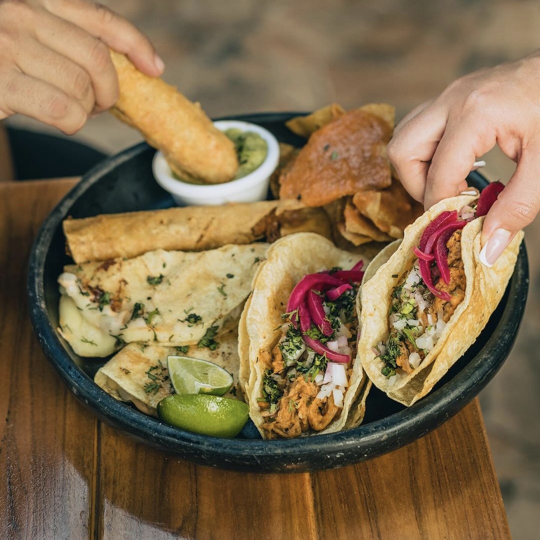 3 Cuates Mexican Food Boca Grande 15