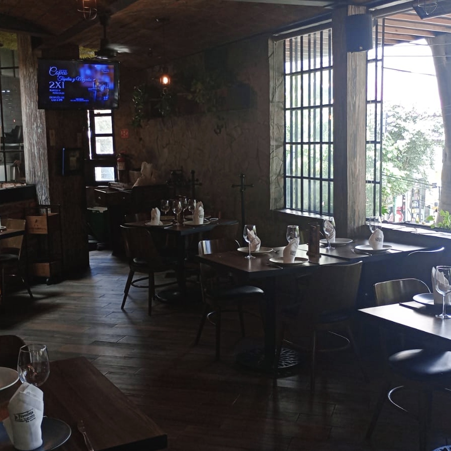 Restaurante La Provoleta Rhin 17