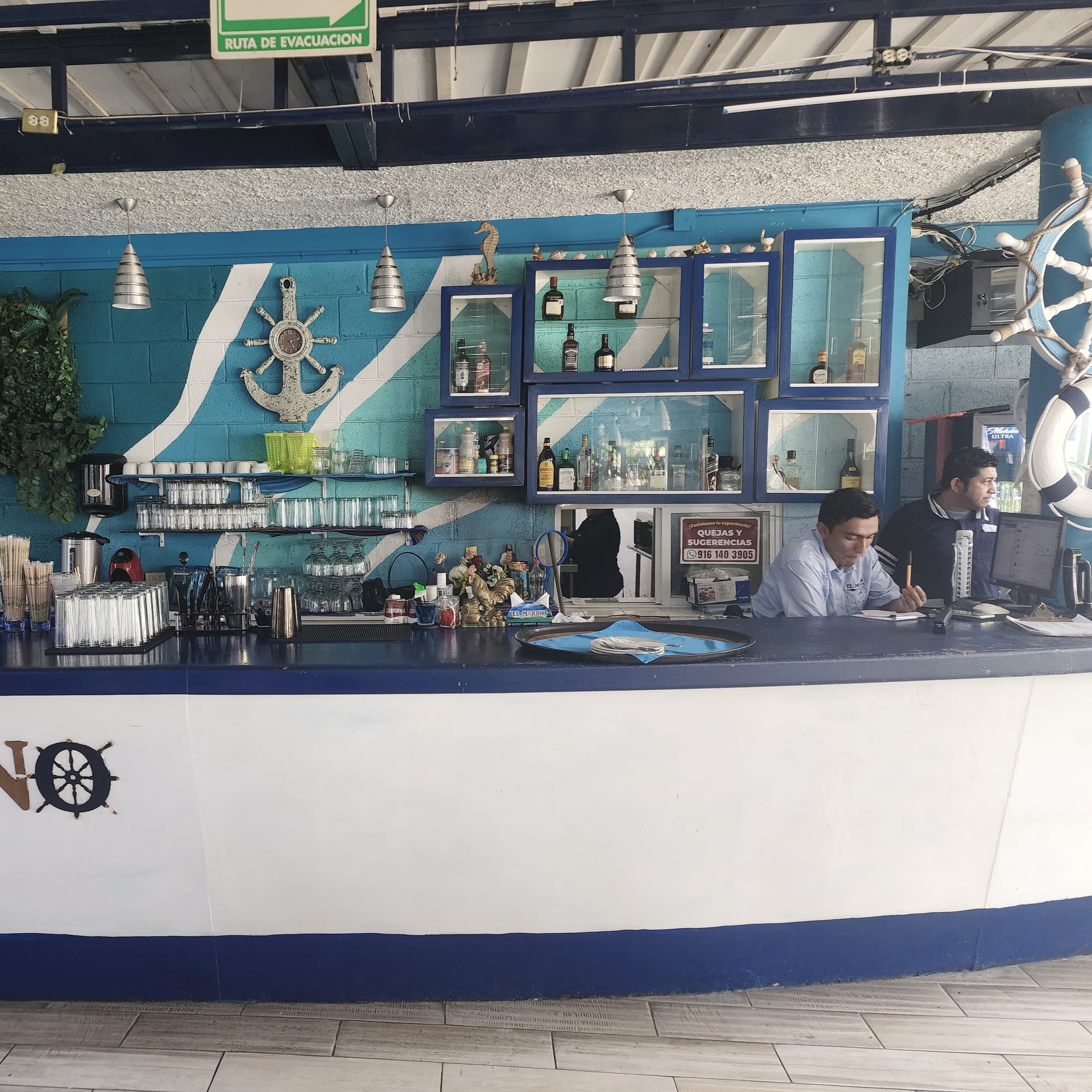 Restaurante El Marino Palenque 16