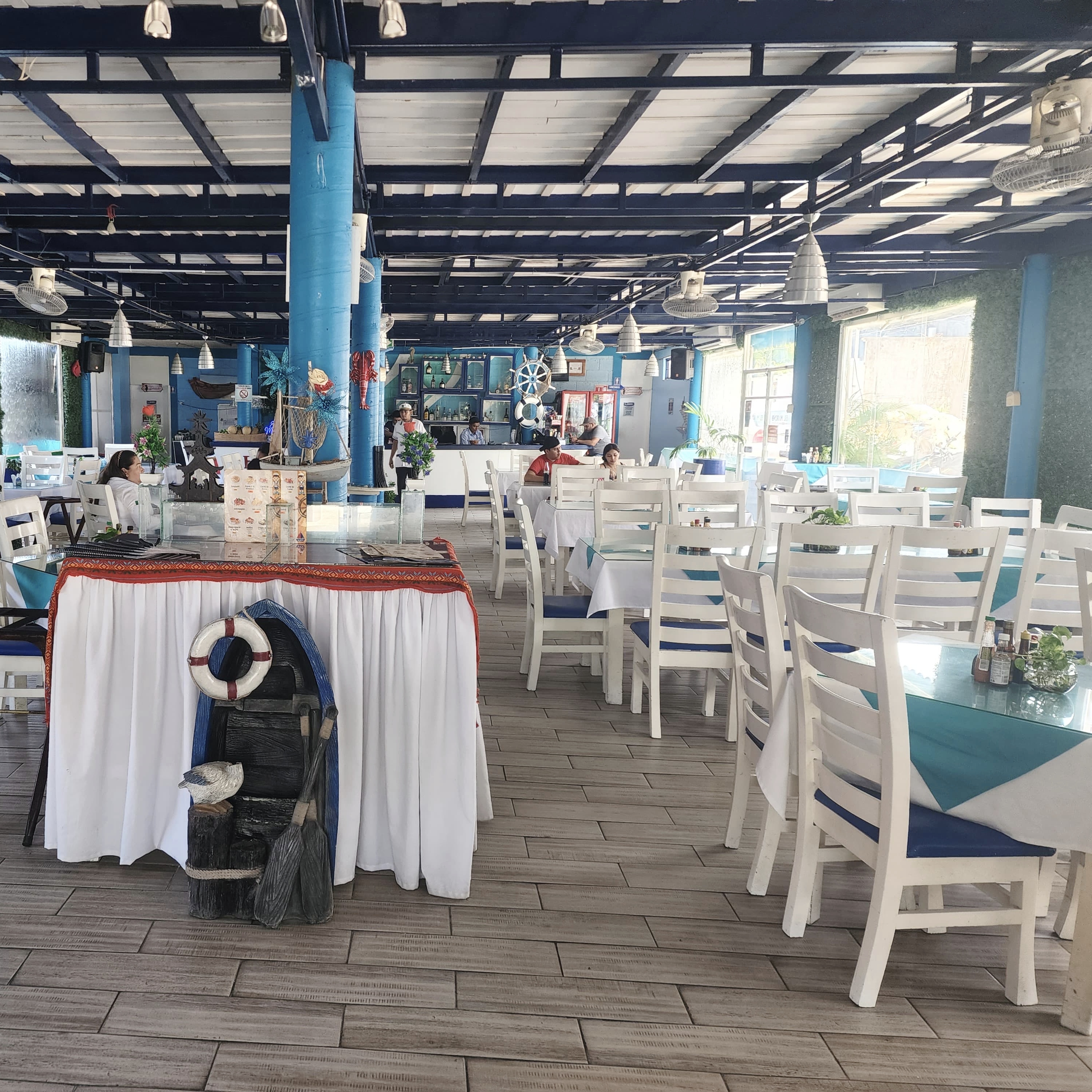 Restaurante El Marino Palenque 11