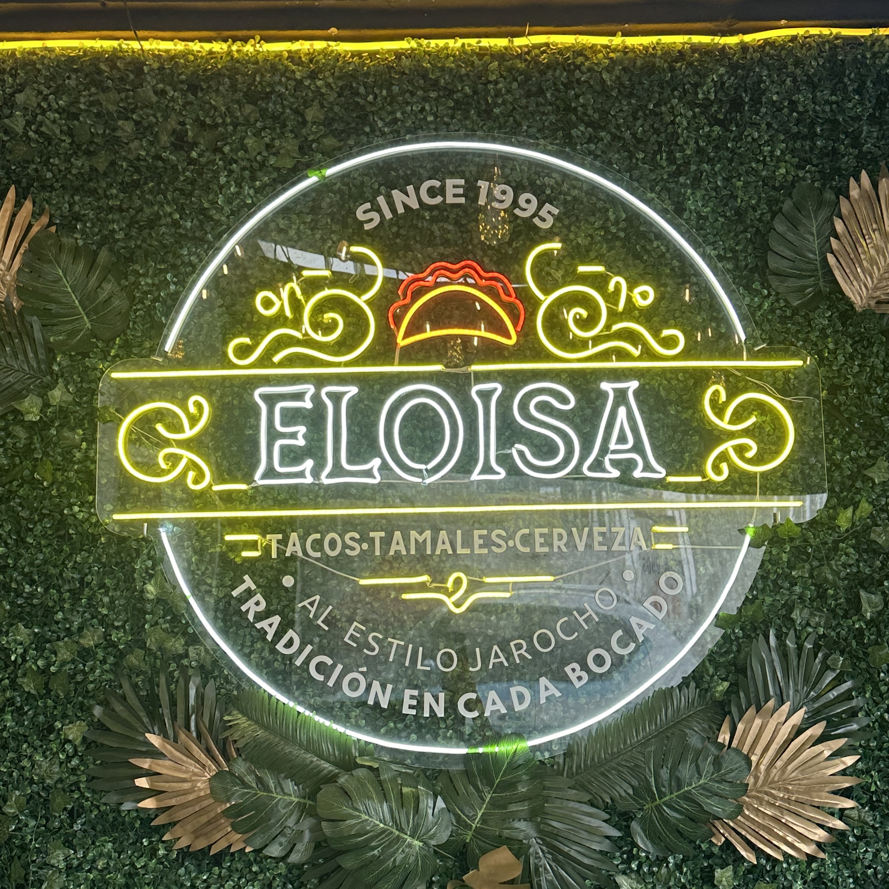 Eloisa Tamales, Tacos y Cerveza Metepec 11