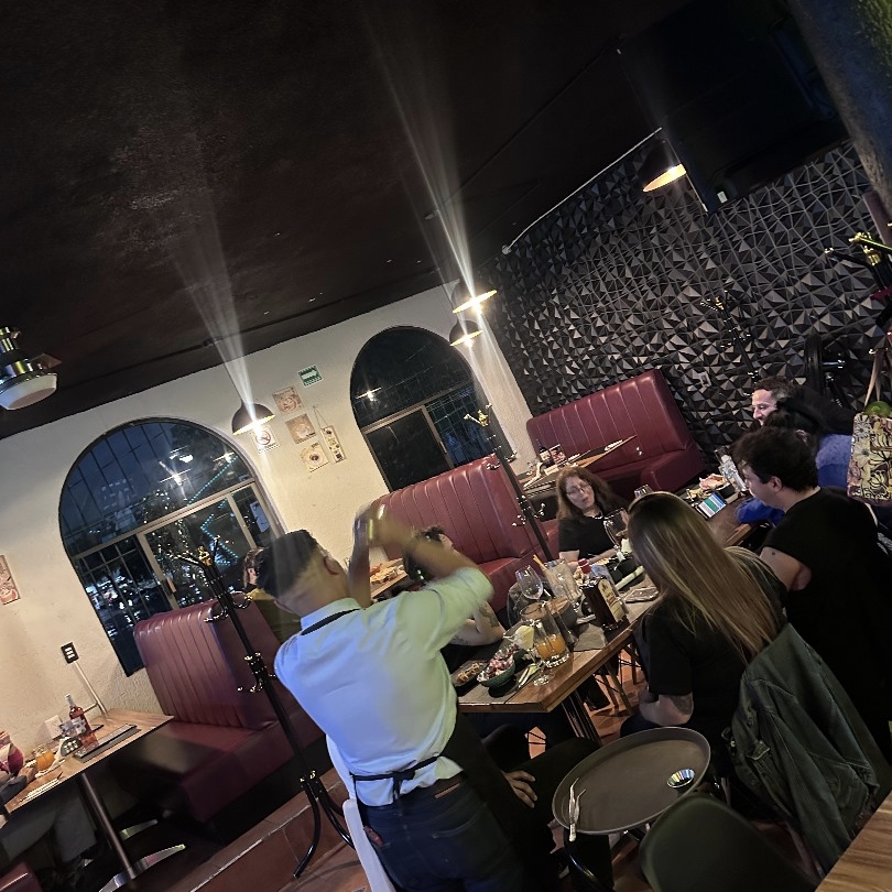 Restaurante Salsa y Salsa Centro Urbano 9