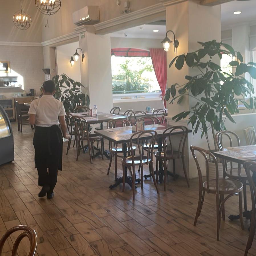 Café Antoinette Huayacan 11
