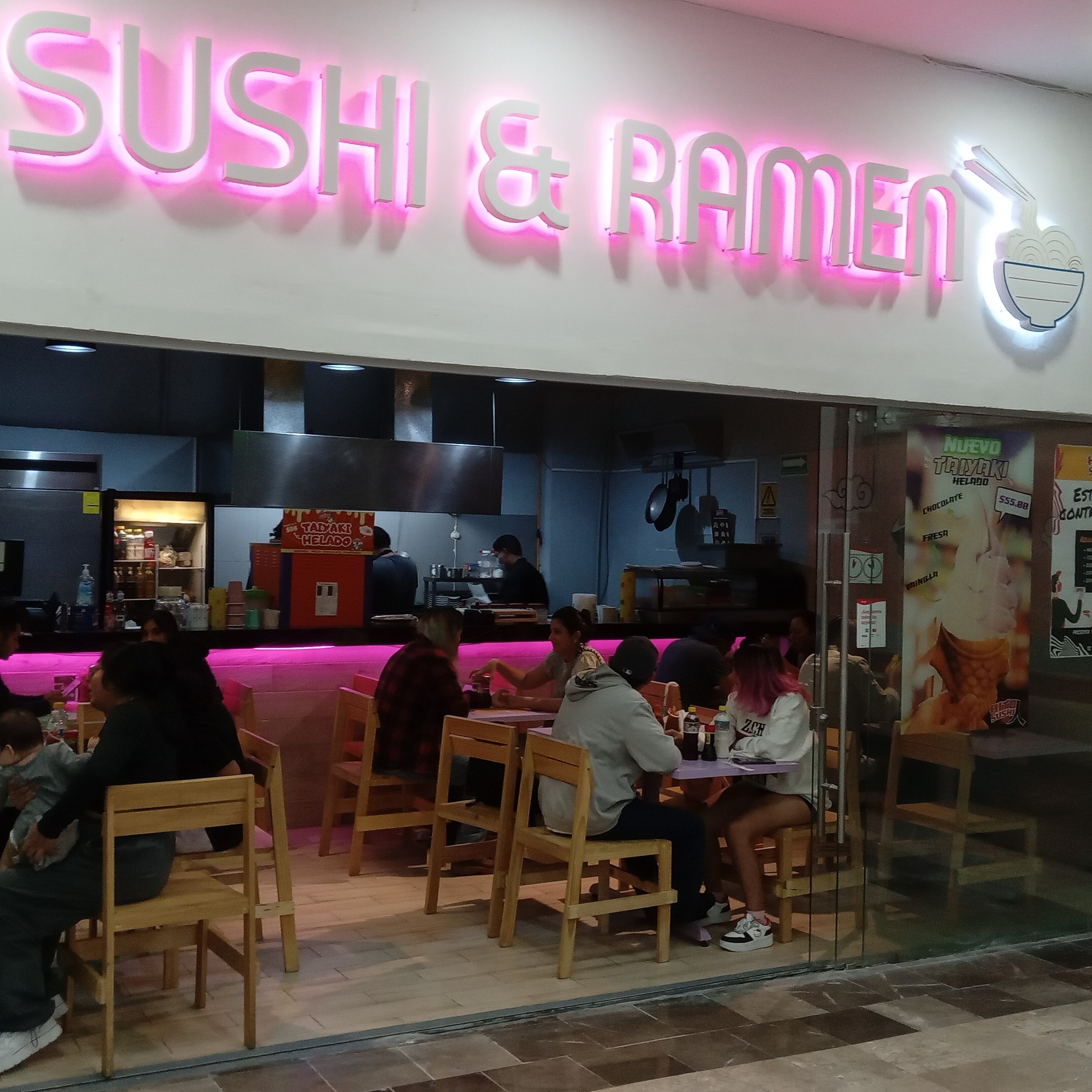 Hito Sushi y Ramen Xalapa 7
