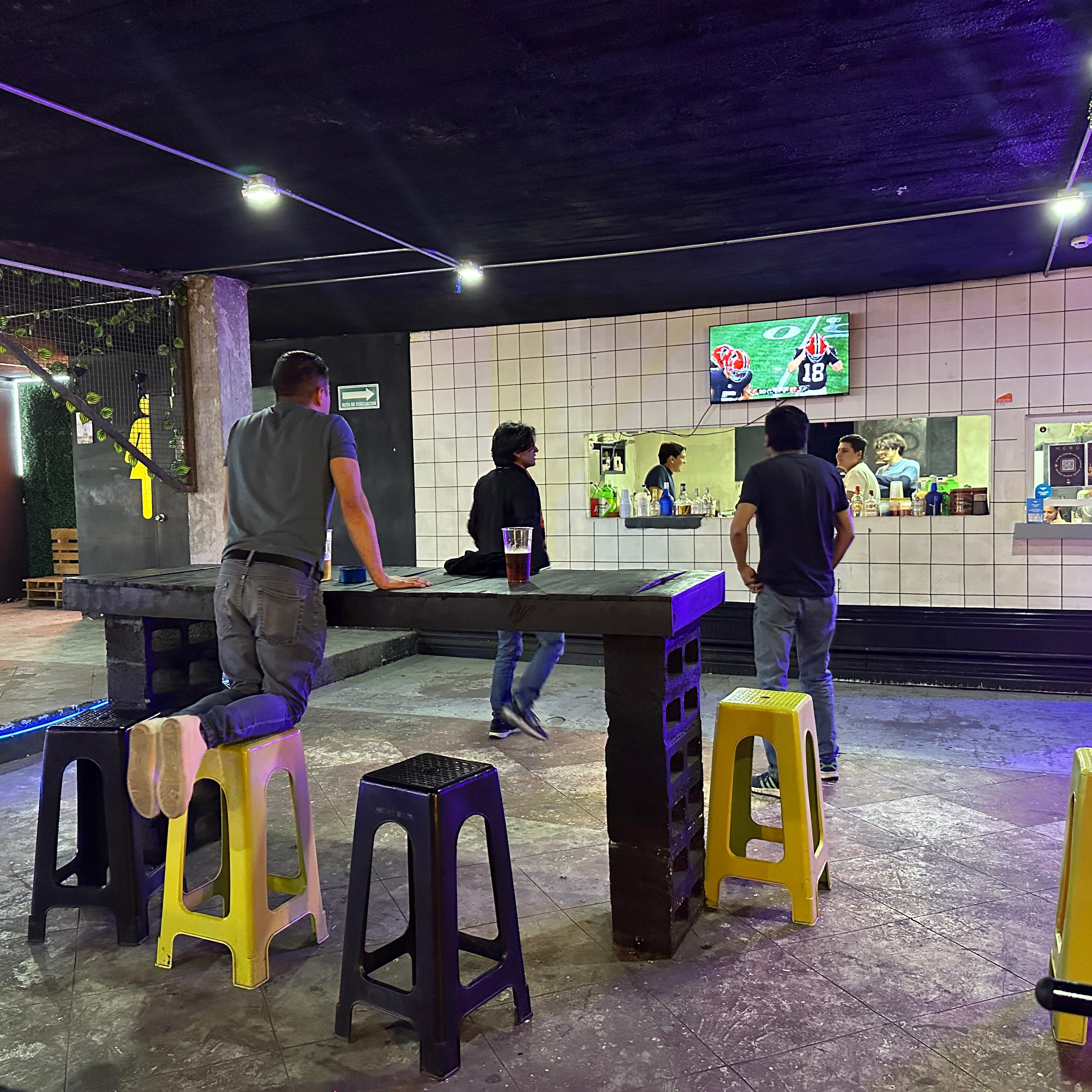 Garage Tabu Grill & Bar Tlalnepantla 9