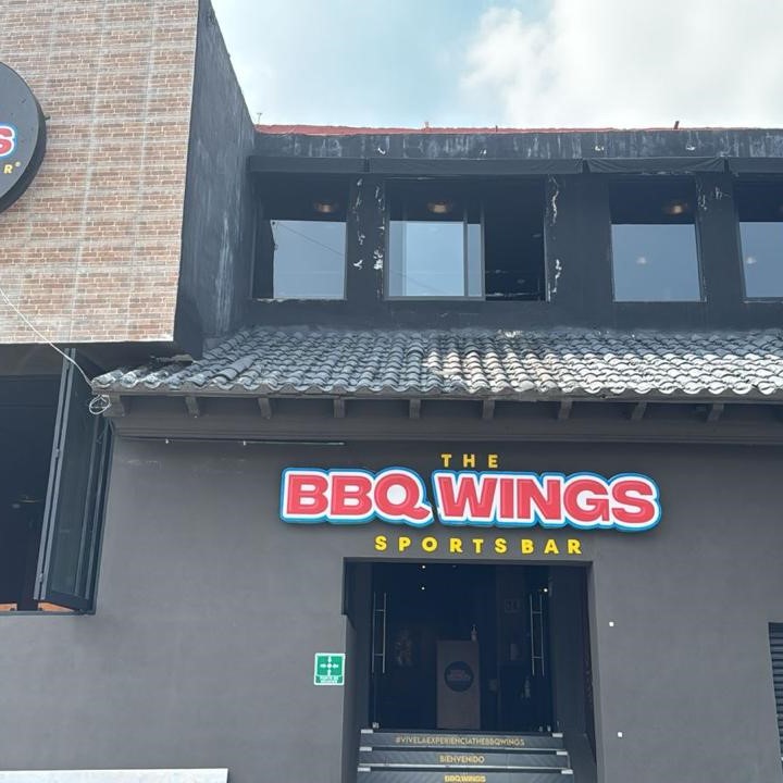 The BBQ Wings Satélite 11