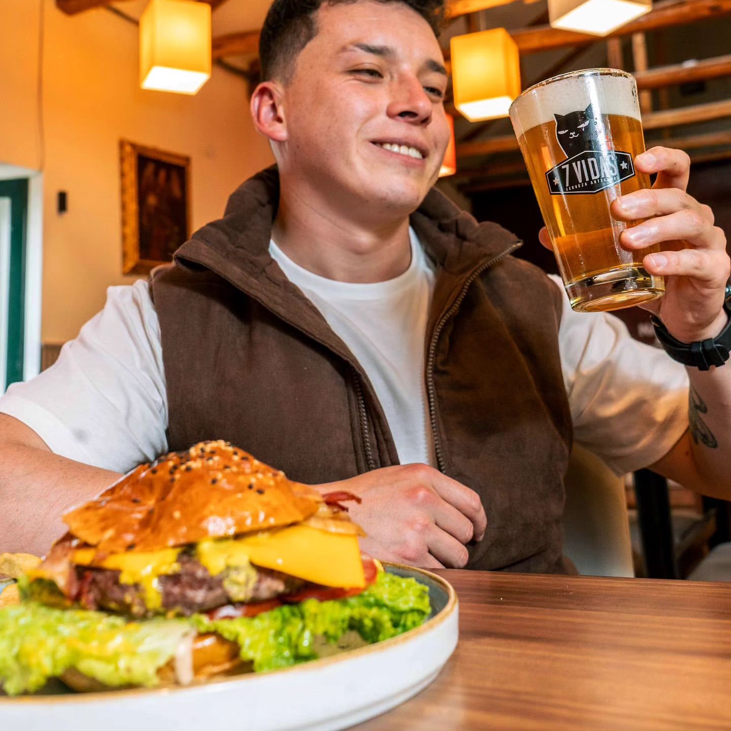 7 Vidas Taproom Cusco 7