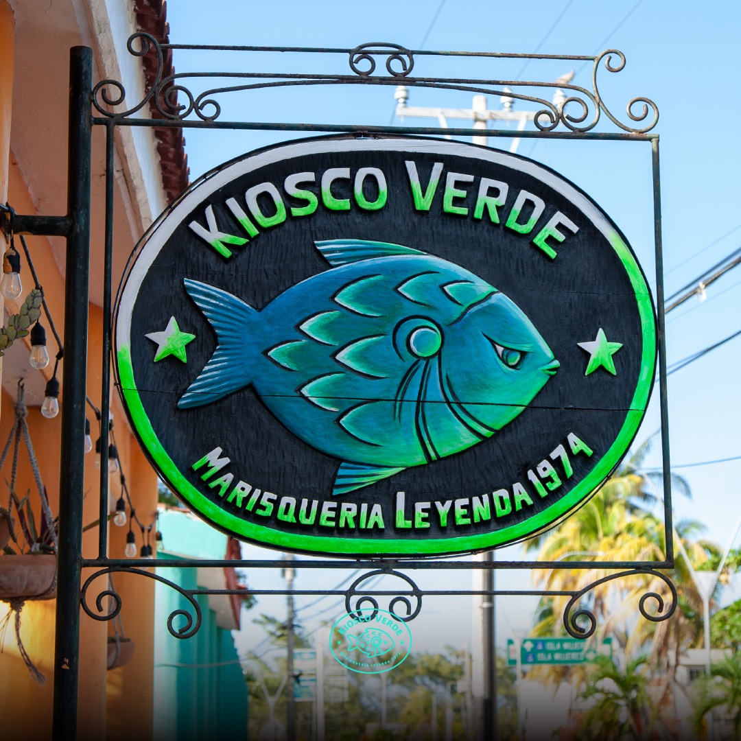 Kiosco Verde Marisquería Cancún 21