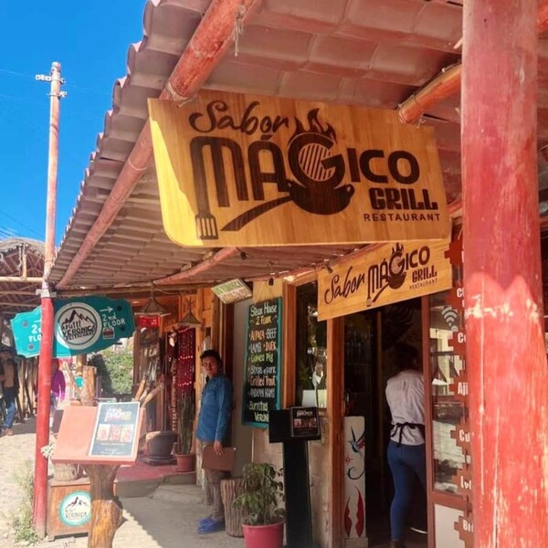 Sabor Mágico Grill Ollantaytambo  9