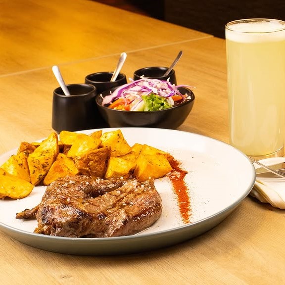 Bisonte Plaza de Armas 10