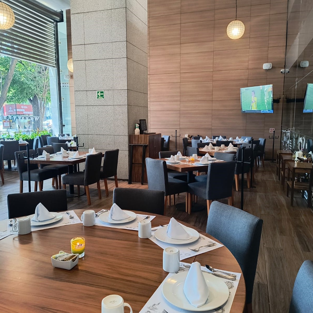 Federico's Cabreria Grill & Pizza Reforma  11