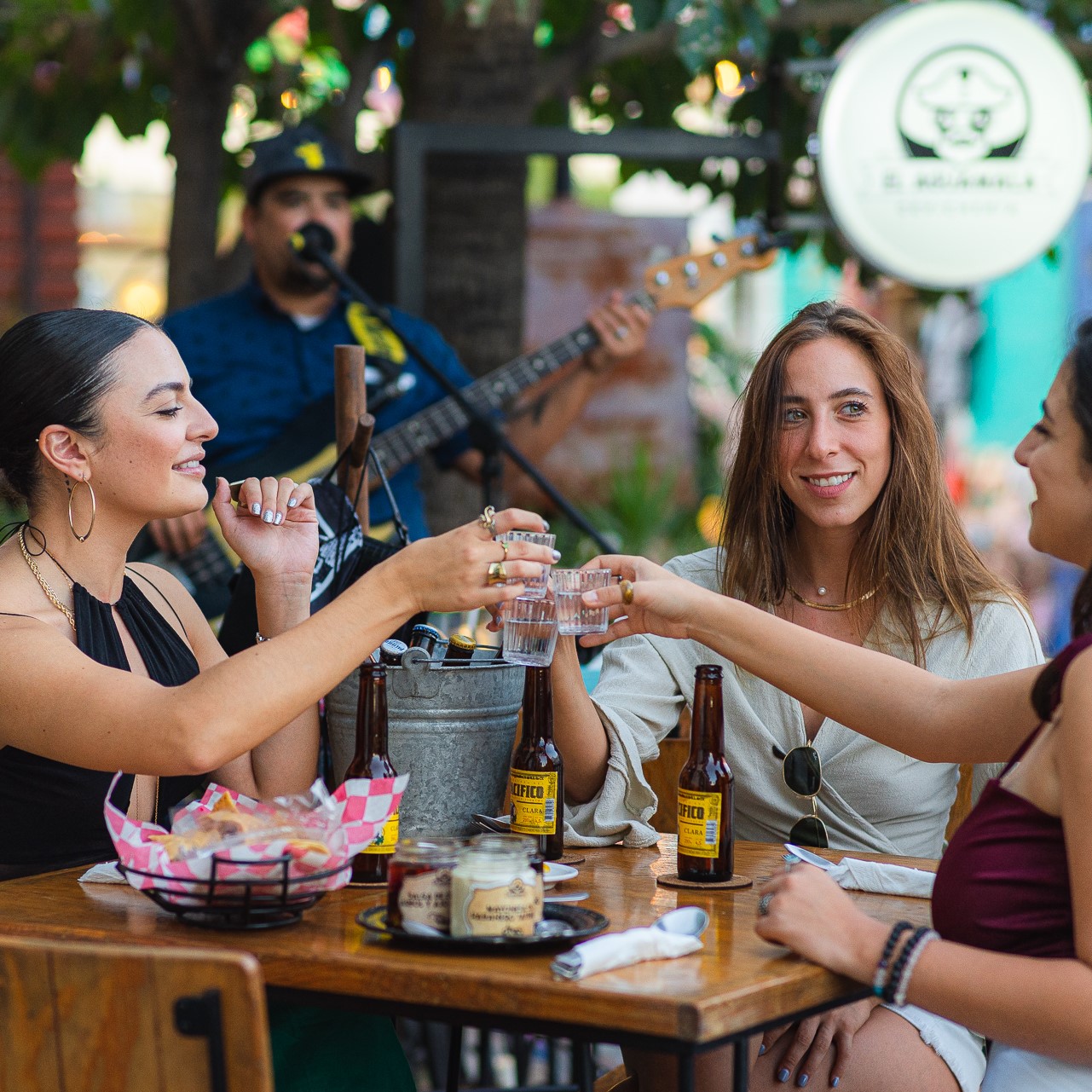 El Aguamala Cevichería San José del Cabo 7