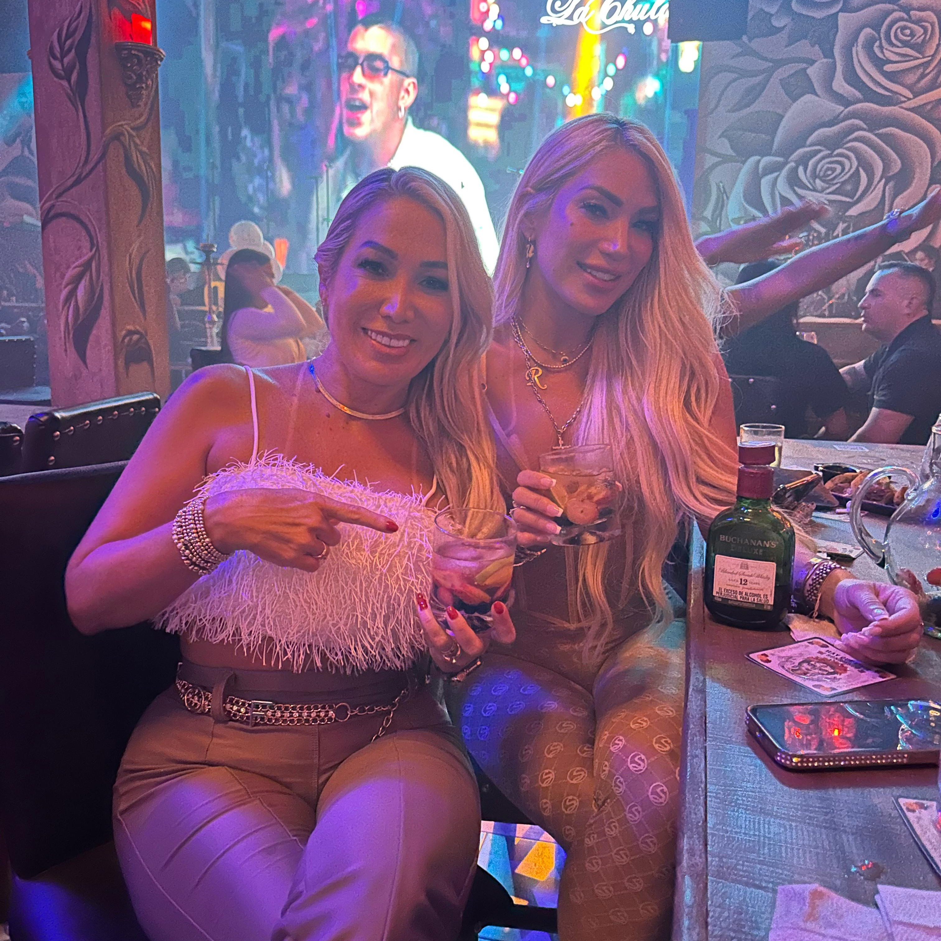La Chula Cali 11