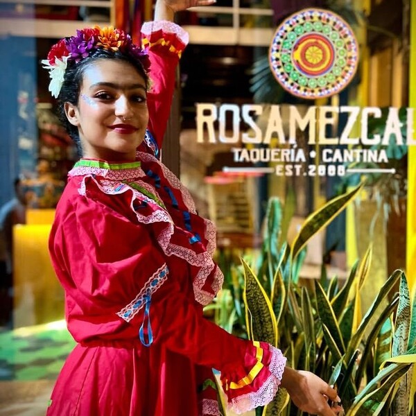Rosa Mezcal Cartagena 6