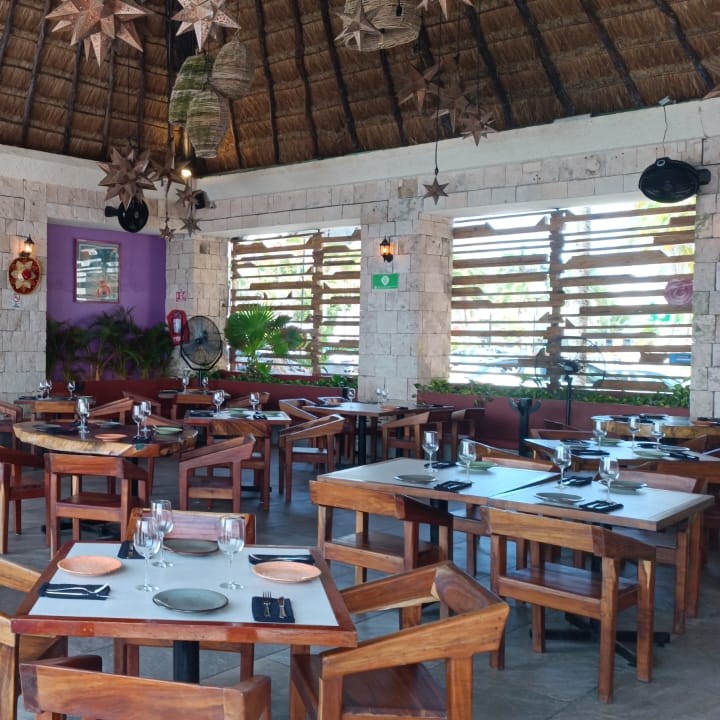 La Parrilla Playa Caracol 5