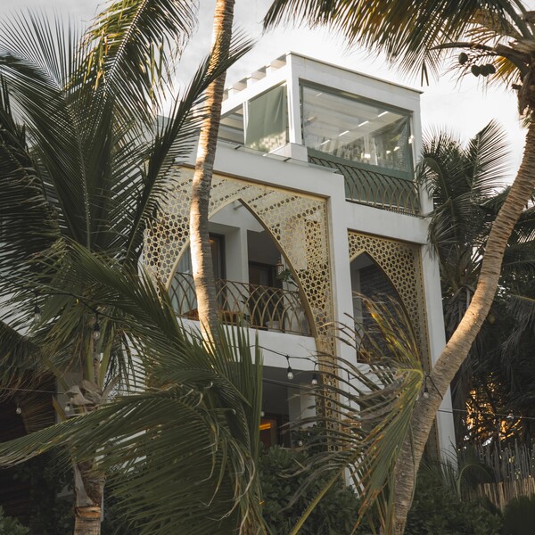 Layla Beach by Sana Tulum 25