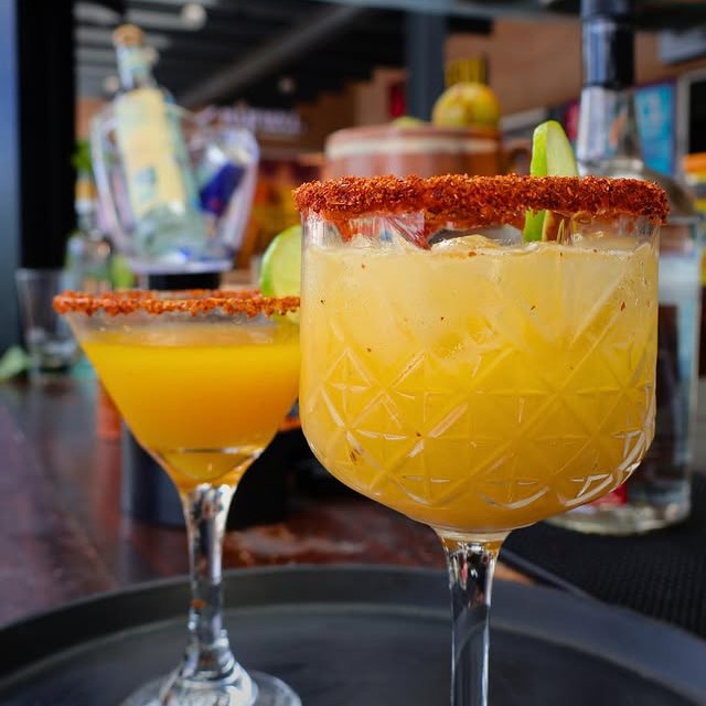 Cantaritos del Puerto Cancún 11