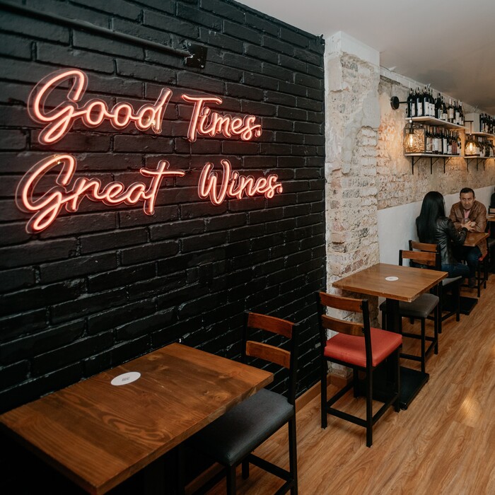 Momentino Wine Bar Chapinero 7
