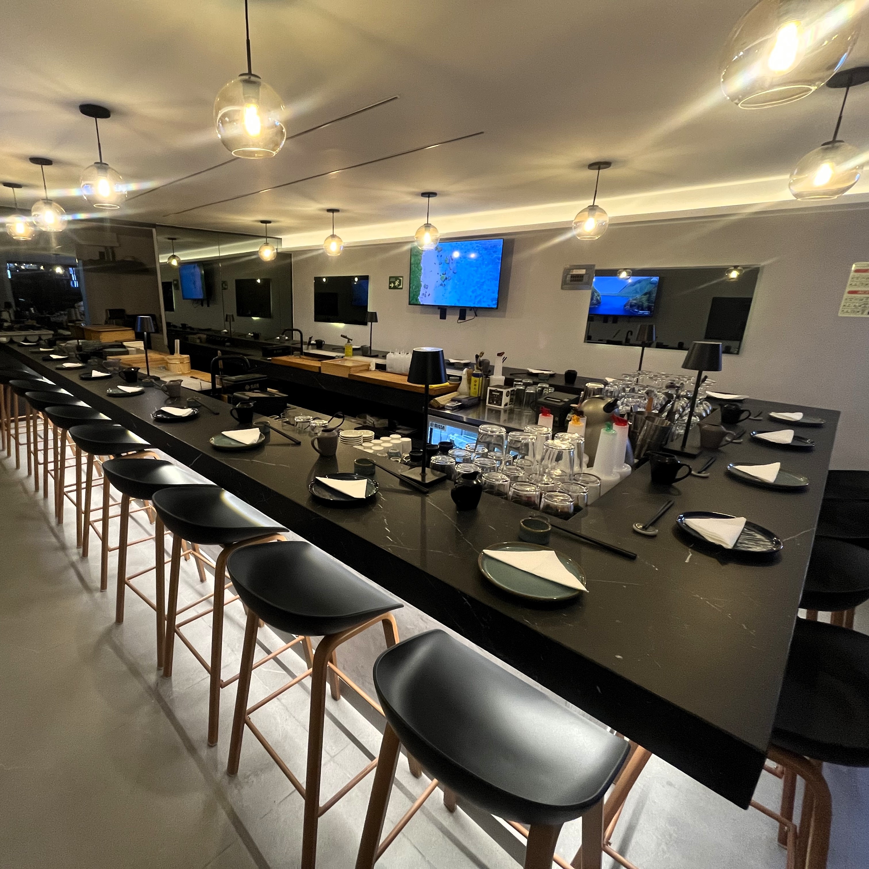 KUMA Sushi Bar Roma Norte 12